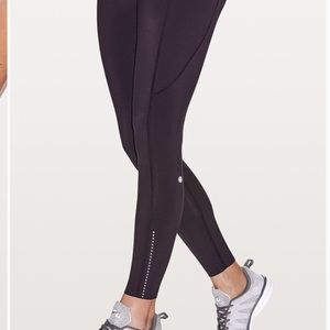 ⭐️Brand new LULULEMON Fast and free 7/8 tight ⭐️
